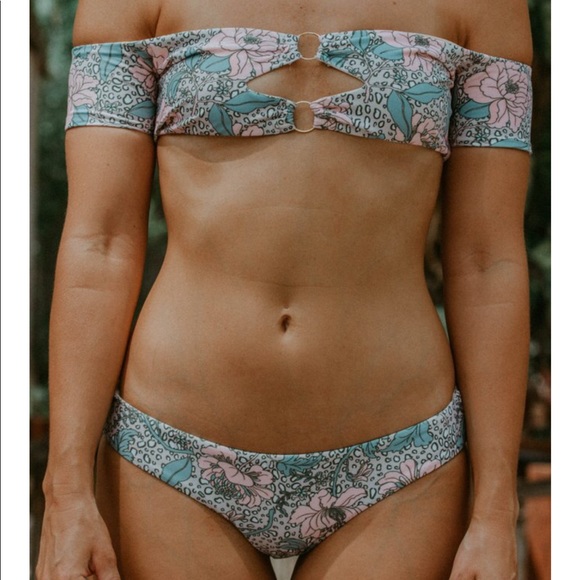 Green Wildflower Bikini - Picture 5 of 6